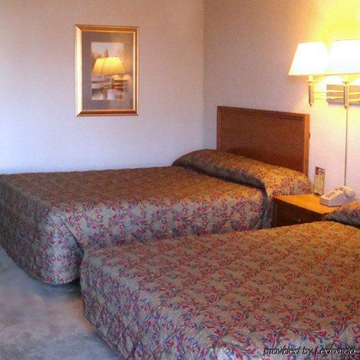 Rest Inn - Extended Stay, I-40 Airport, Wedding & Event Center Amarillo Zimmer foto